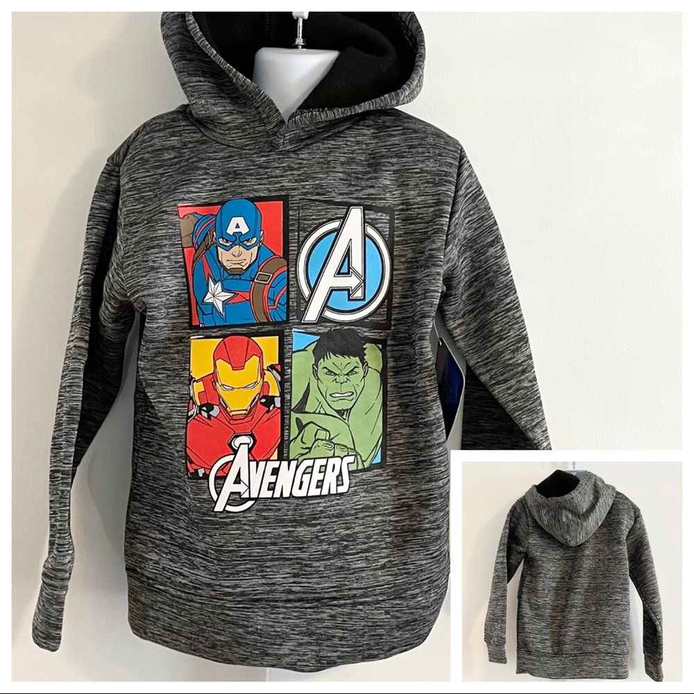 🆕Boy’s Marvel Avengers Hoodie Size 6